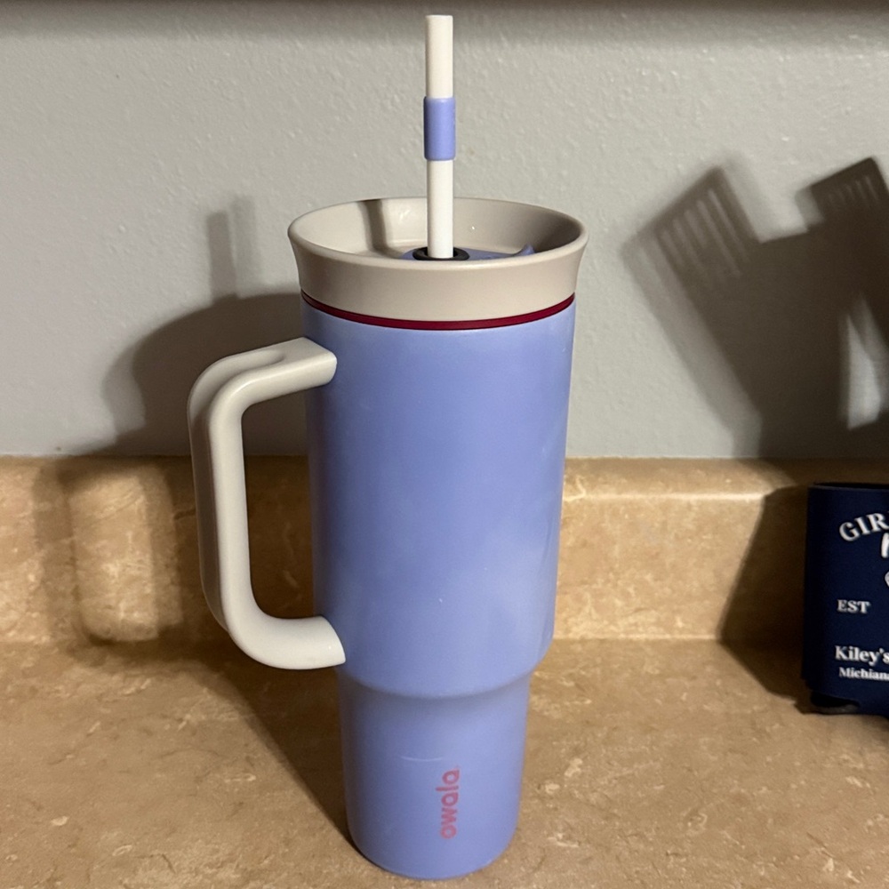 Owala Blue Tumbler with Handle 40 oz